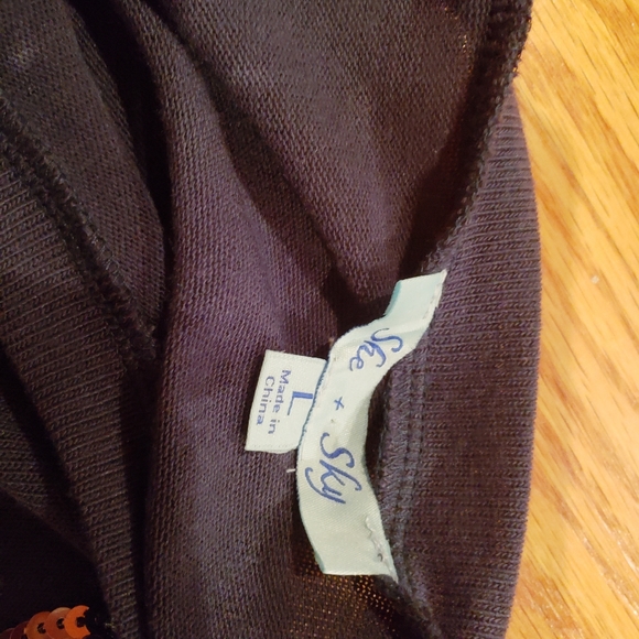 Sequined Polka Dot Top - Picture 3 of 3